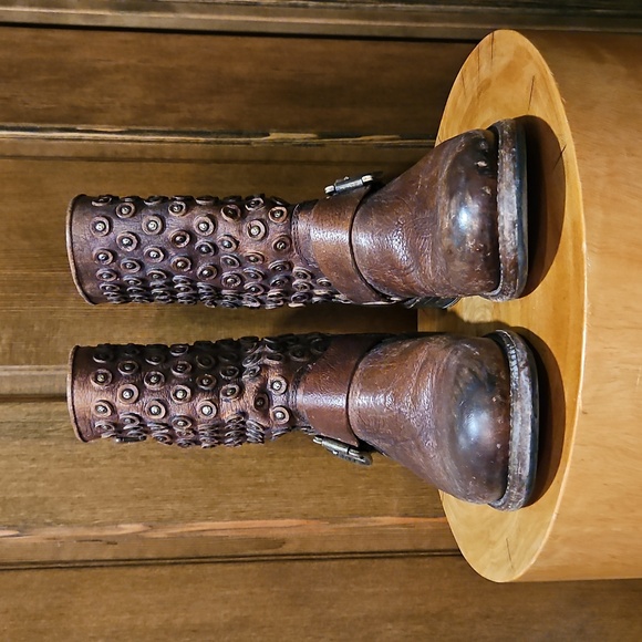 7.5 | Frye Boots Jenna Disc Short Cognac - Picture 8 of 16